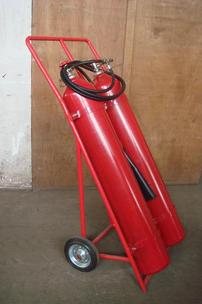 車輪付き消火器